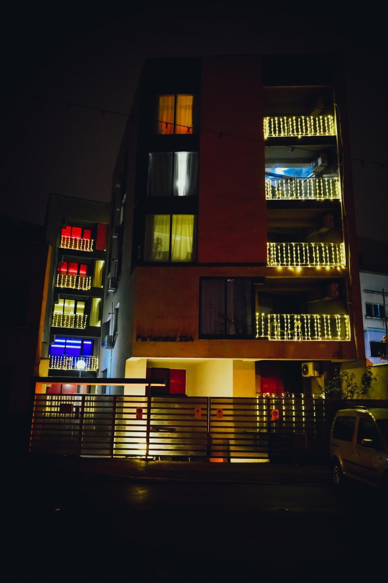 City Center Suite With Terrace Bucarest Extérieur photo